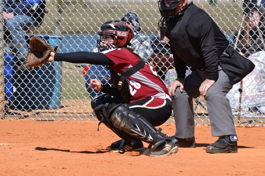 Softball falls to Haverford, 10-5, in 14 innings