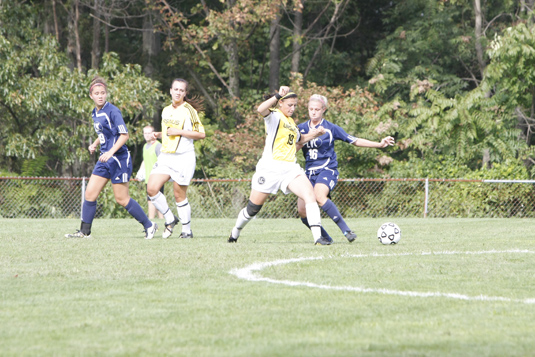Women's Soccer doubled up by Haverford, 4-2