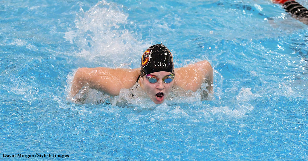 Women's Swimming Battles Past Swarthmore