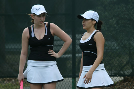 Women's Tennis defeats Misericordia, 5-4