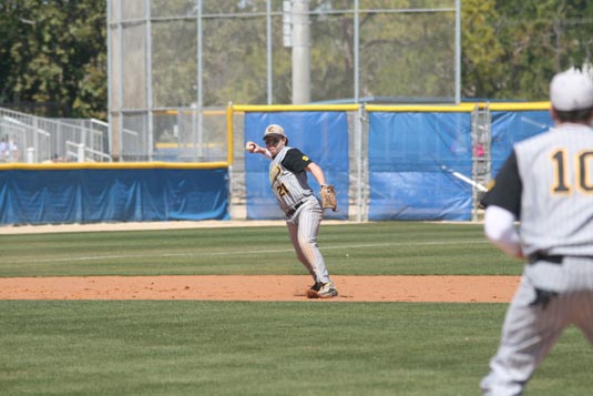 Baseball falls to Johns Hopkins, 10-7, in Centennial first round game