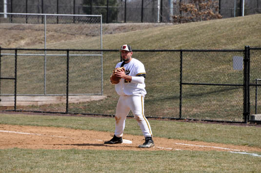 Baseball downed by Delaware Valley, 10-8