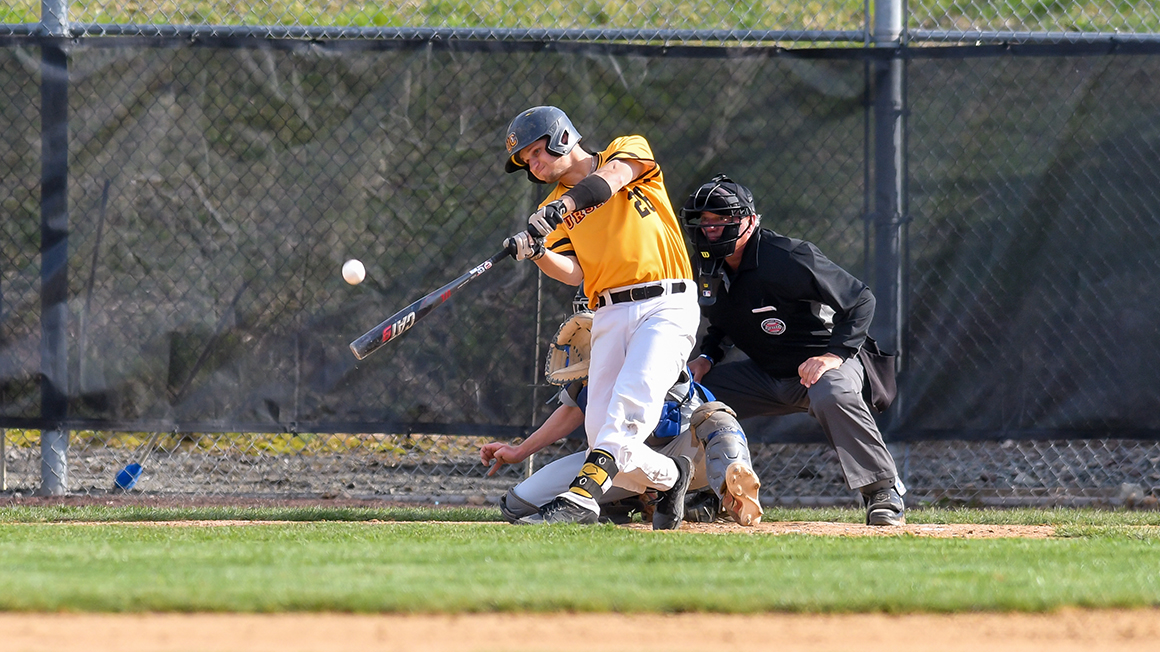 Baseball Downed by Swarthmore, 4-2