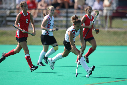 Field Hockey heads to CC finals with 6-0 win over Washington