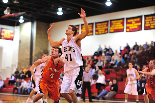 Men's Basketball continues playoff push with 87-84 win over Haverford