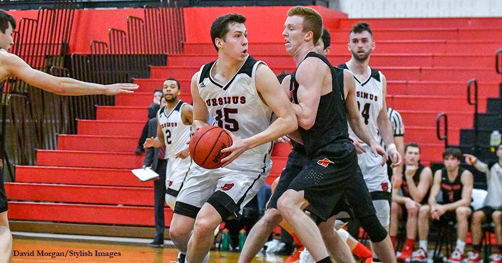 Men's Basketball Flies Past Fords