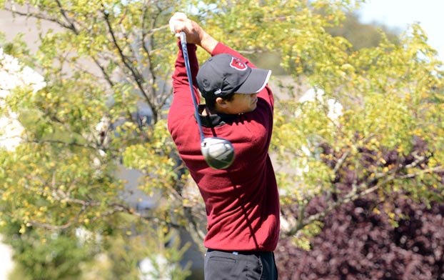 Men's Golf tees off 2014 season at Moravian Invitational