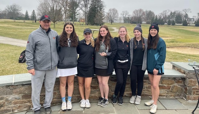 Lamarca Finishes Third as Women's Golf Wins Eastern Invitational