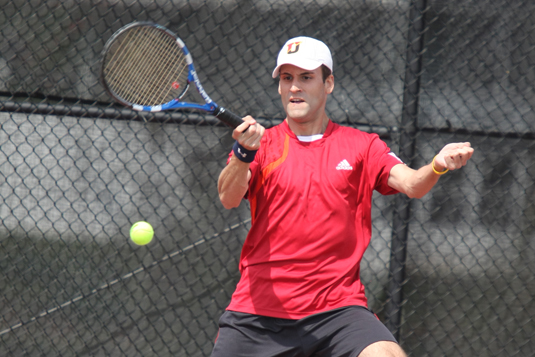 Men's Tennis splits two matches on Opening Day in Florida