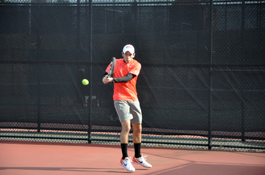 Men's Tennis blanked by Johns Hopkins, 9-0