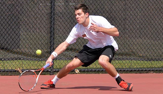 Men's Tennis doubled up by Dickinson, 6-3