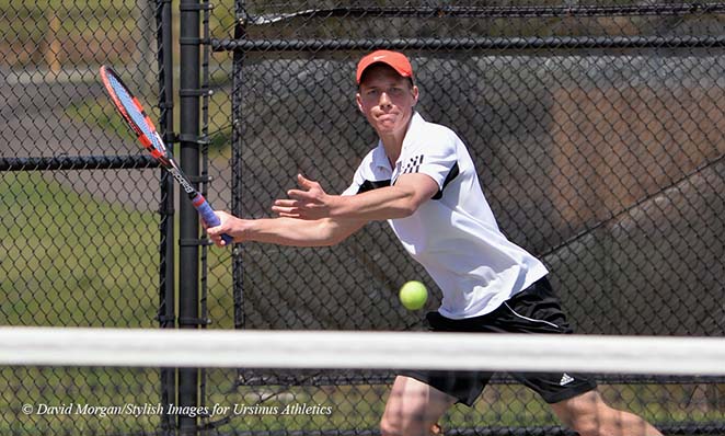 Men's Tennis doubles up Gettysburg, 6-3