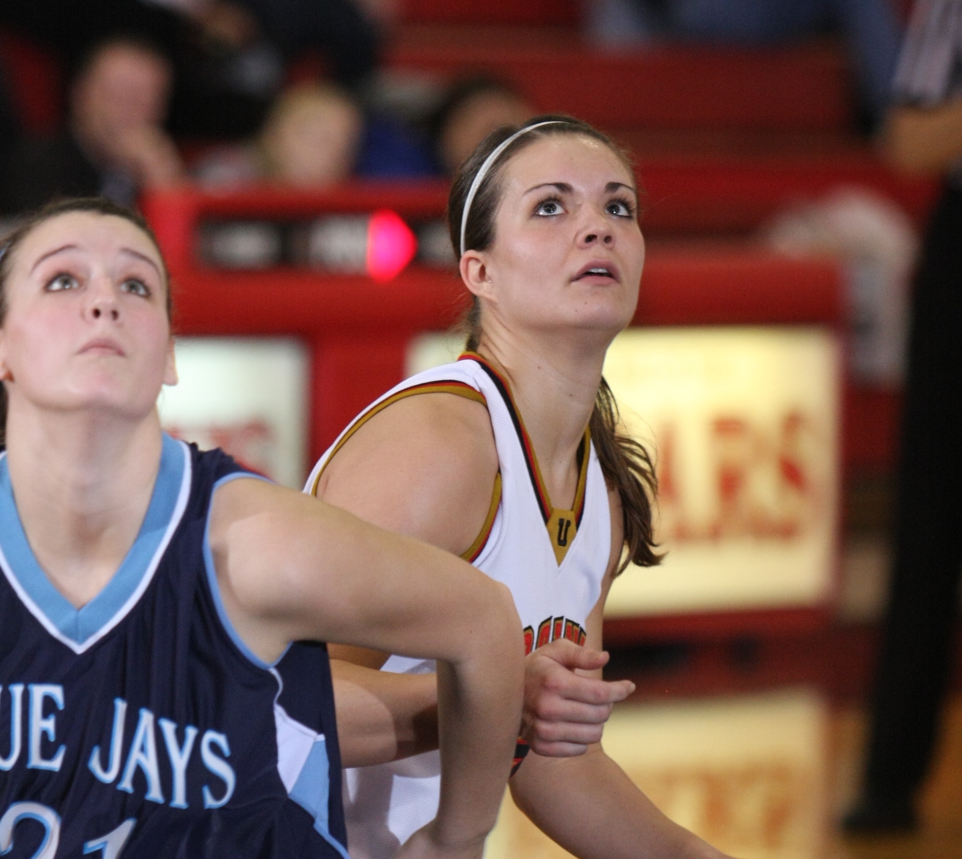 WBB snaps losing streak with win over Bryn Mawr, 55-32