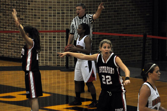 Women's Basketball starts off 2011 right with 61-40 win over Delaware Valley