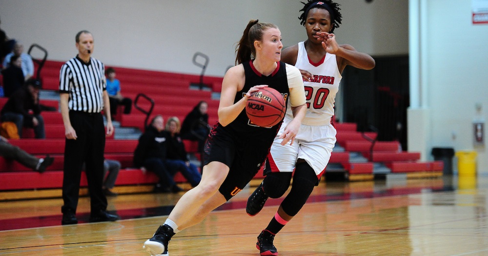 Career Highs Pace Women's Basketball Past Owls
