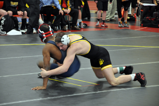 Wrestling goes 4-0 at North/South Duals