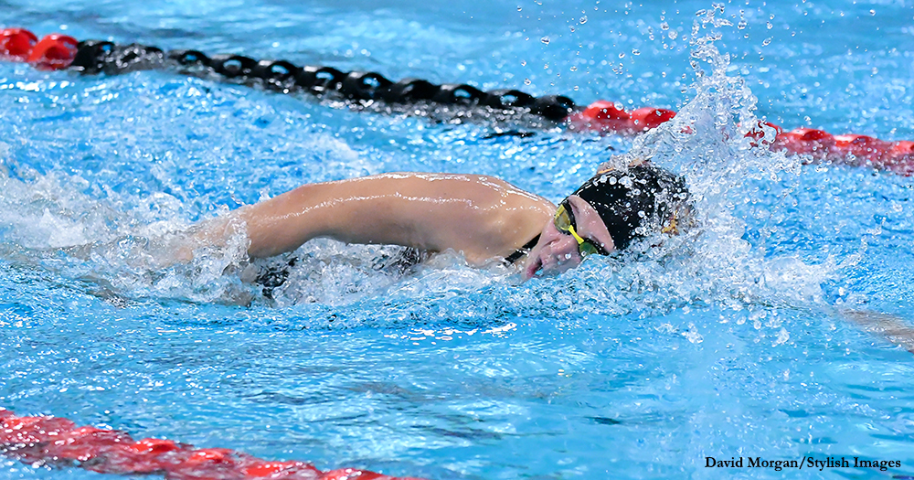 Gundersen, Women's Swimming Win Tri-Meet