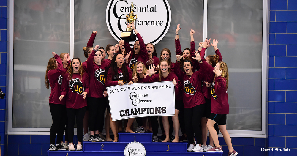 Six in a Row for Women's Swimming
