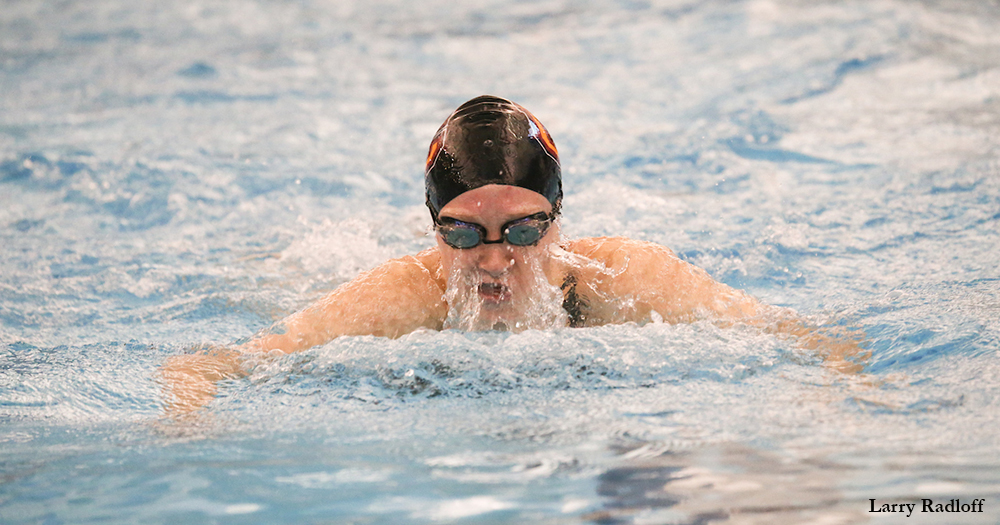 Women's Swimming Starts Fast at Nationals
