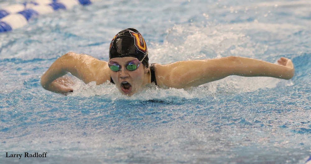 Women's Swimming Continues Standings Climb at Nationals