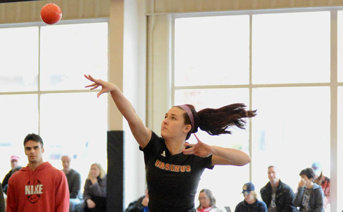 Women's Track and Field opens up season by hosting Bow-Tie Classic